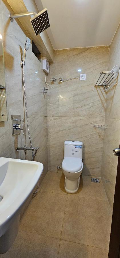 Blueway Residency Downtown Hotel Thiruvananthapuram Kültér fotó