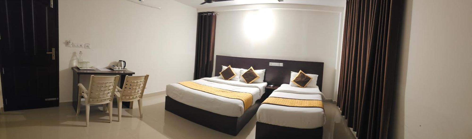Blueway Residency Downtown Hotel Thiruvananthapuram Kültér fotó