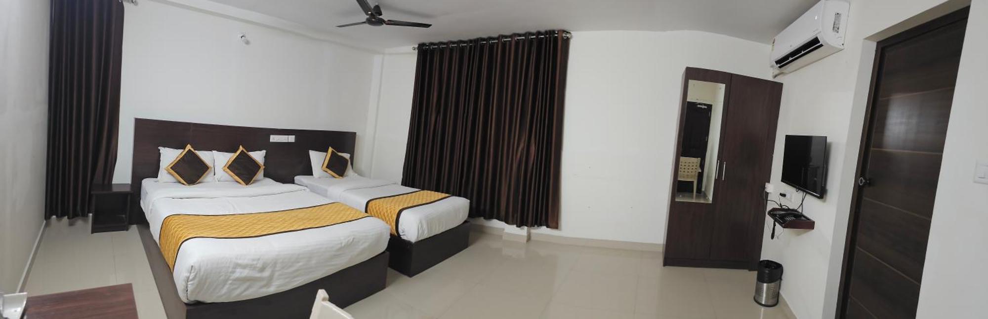 Blueway Residency Downtown Hotel Thiruvananthapuram Kültér fotó