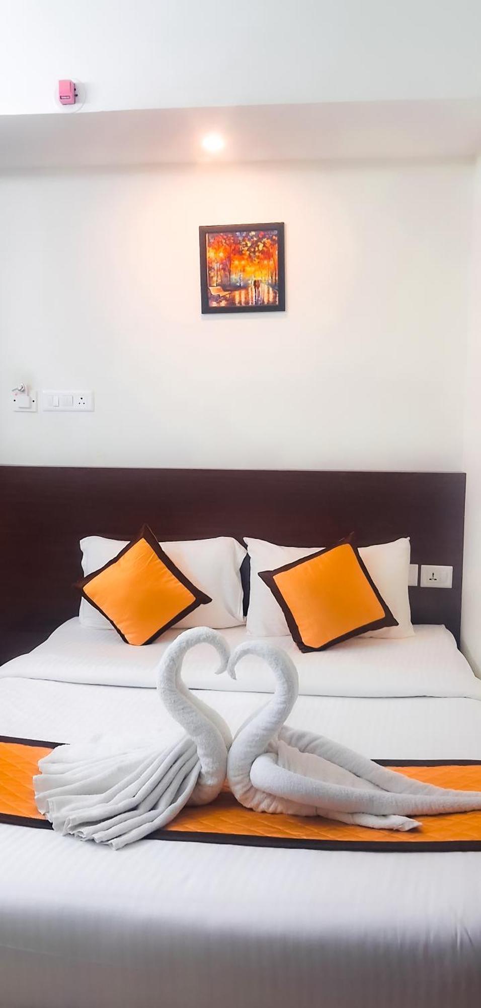 Blueway Residency Downtown Hotel Thiruvananthapuram Kültér fotó